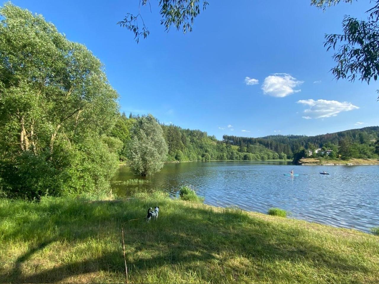 Und Am Teich Apartment *